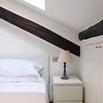 Apartman Elegant P.venezia Attic
